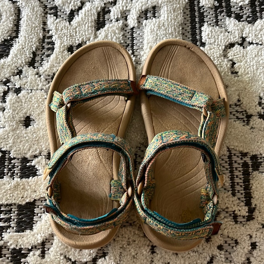Jhene aiko tevas <3